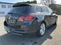 Aanzicht achter rechts