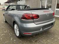 Вид сзади слева