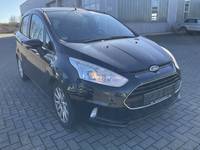 Вид спереди справа