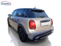 Aanzicht achter links