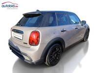 Aanzicht achter rechts