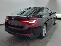 Aanzicht achter rechts