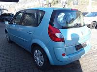 Aanzicht achter links