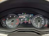 Pohled na přístrojovou desku