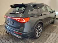 Widok z tyłu po stronie prawej