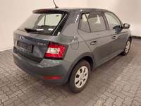 Vue de l’arrière droit