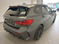 Vue de l’arrière droit