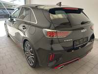 Aanzicht achter links