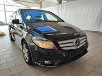 Skats no labās puses priekšā