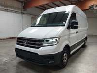 Skats no kreisās puses priekšā