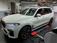 Pogled sprijeda lijevo