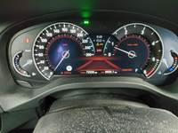 Pohled na přístrojovou desku