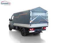 Вид сзади слева