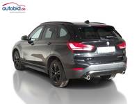 Widok z tyłu po stronie lewej