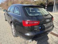 Pogled straga lijevo