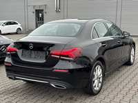 Aanzicht achter rechts