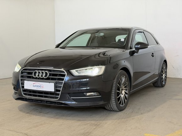 Вид спереди слева