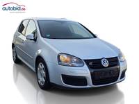 Вид спереди справа