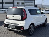 Aanzicht achter rechts