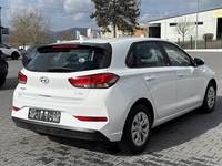 Aanzicht achter rechts