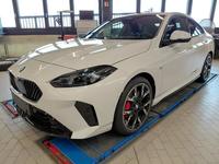 Vue de l’avant gauche