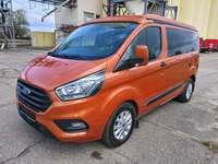 Skats no kreisās puses priekšā