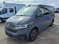 Skats no kreisās puses priekšā