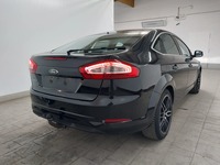 Widok z tyłu po stronie prawej