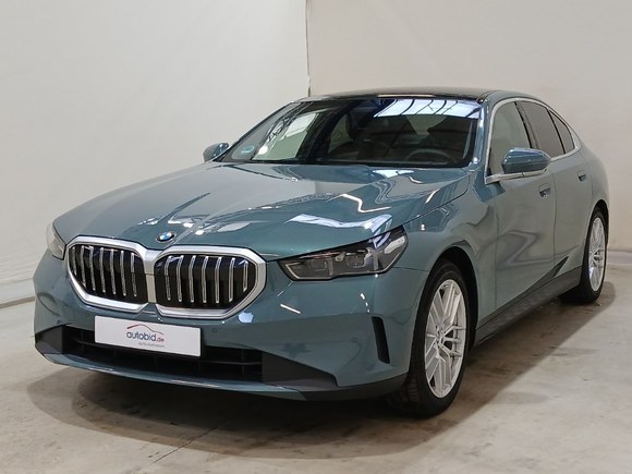 Náhled zpředu zleva