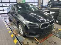 Pogled sprijeda desno