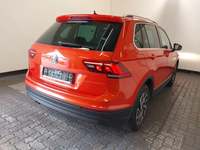 Aanzicht achter rechts