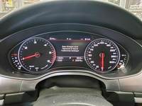 Pohled na přístrojovou desku