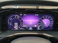 Pohled na přístrojovou desku