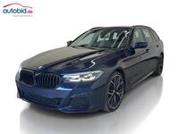 Skats no kreisās puses priekšā