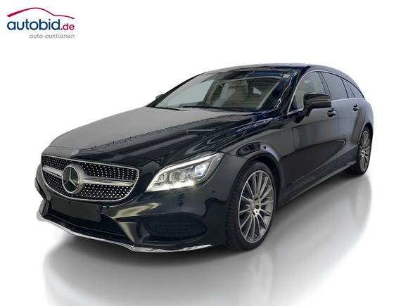 Skats no kreisās puses priekšā