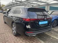 Pogled od pozadi levo