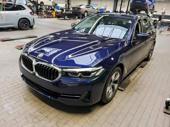 Náhled zpředu zleva