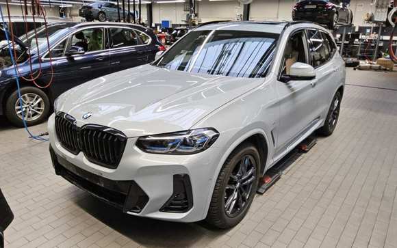 Vue de l’avant gauche