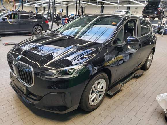 Náhled zpředu zleva