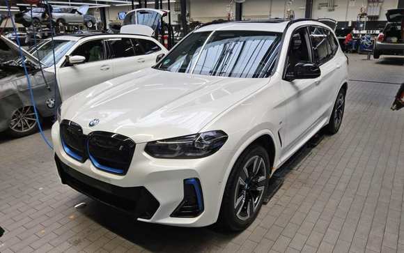 Náhled zpředu zleva