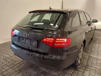 Aanzicht achter rechts