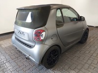 Vue de l’arrière droit