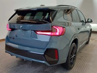 Aanzicht achter rechts