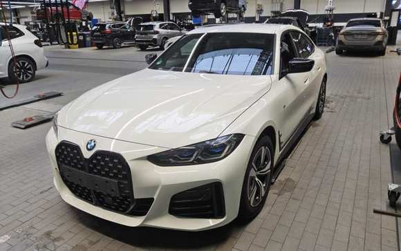 Náhled zpředu zleva