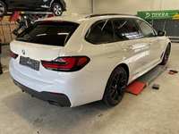 Vue de l’arrière droit