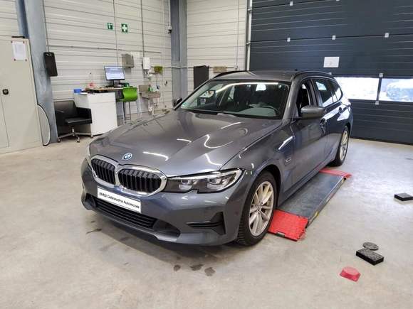 Náhled zpředu zleva