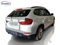 Widok z tyłu po stronie prawej