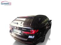 Pogled od pozadi desno