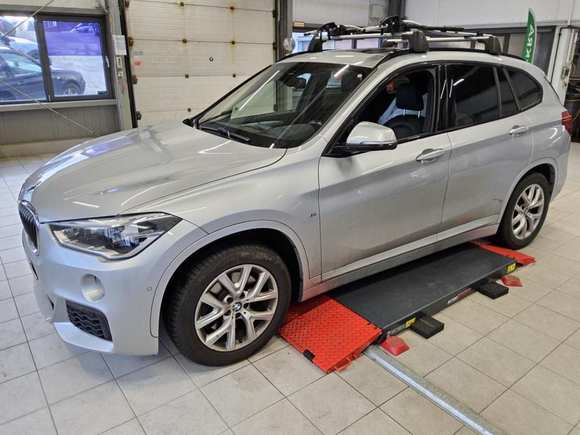 Náhled zpředu zleva