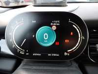 Pohled na přístrojovou desku